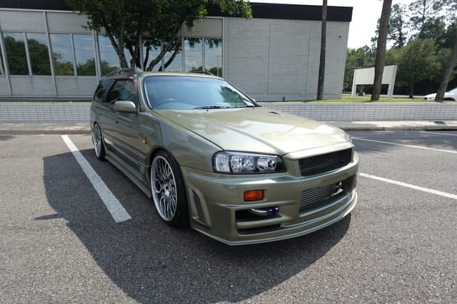 1998 Nissan Stagea JDM car for sale — photo 3 of 20