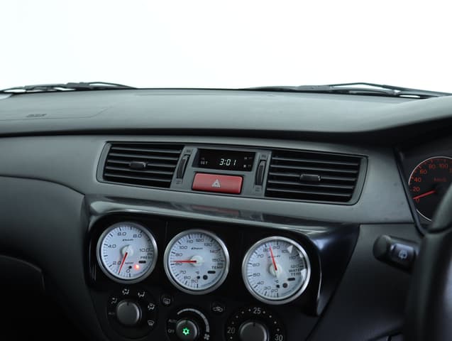 2001 Mitsubishi Lancer JDM car for sale — photo 18 of 25