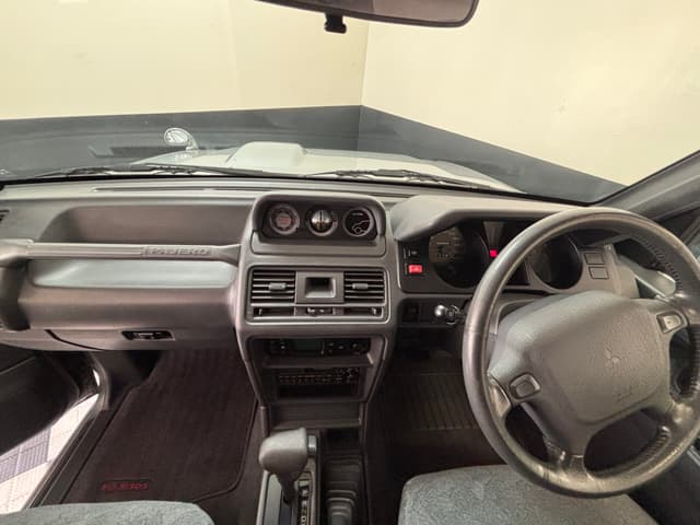 1997 Mitsubishi Pajero JDM car for sale — photo 20 of 25