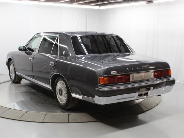 1997 Toyota Century JDM car for sale — photo 5 of 25