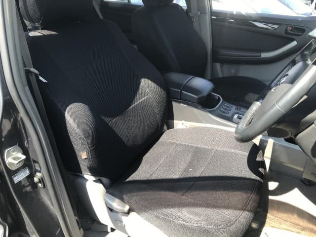 2007 Toyota Hilux Surf JDM car for sale — photo 9 of 21