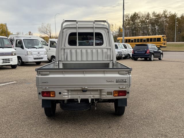 2005 Daihatsu Hijet JDM car for sale — photo 6 of 8