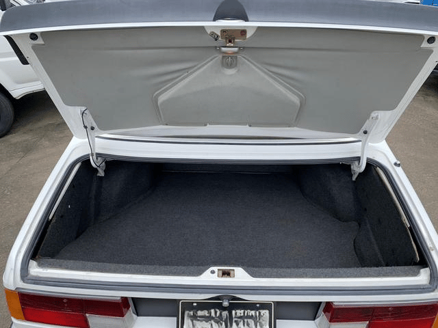 1986 Bmw 6 Series JDM car for sale — photo 17 of 18