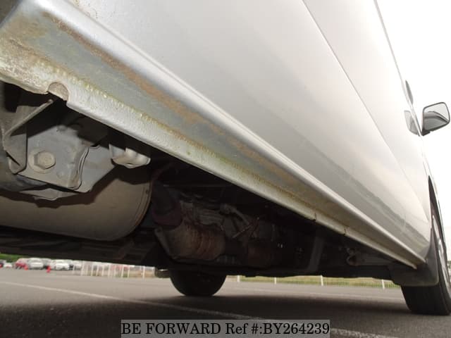 2005 Toyota HiAce JDM car for sale — photo 21 of 25