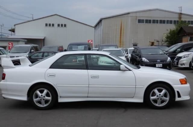 1998 Toyota Chaser JDM car for sale — photo 2 of 5