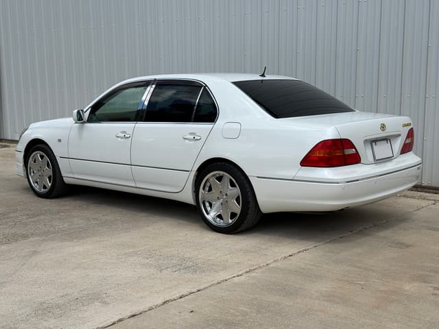 2000 Toyota Celsior JDM car for sale — photo 4 of 22