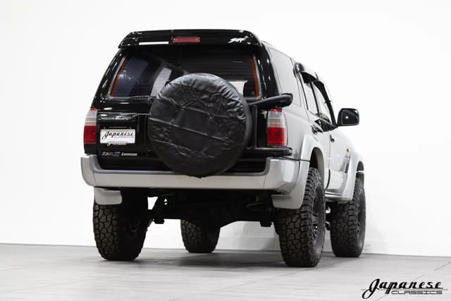 1997 Toyota Hilux JDM car for sale — photo 8 of 25