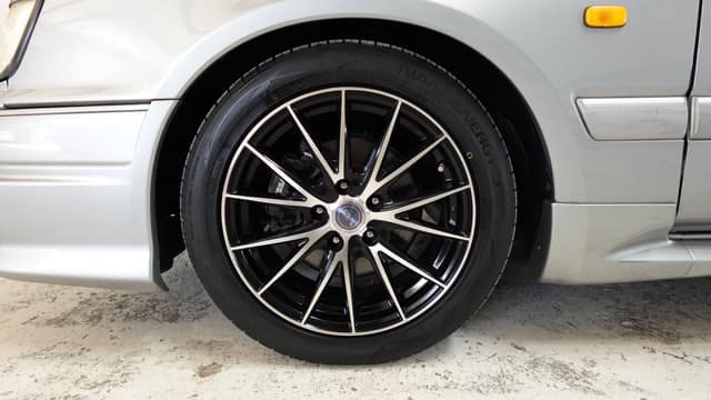 2000 Nissan Stagea JDM car for sale — photo 13 of 14