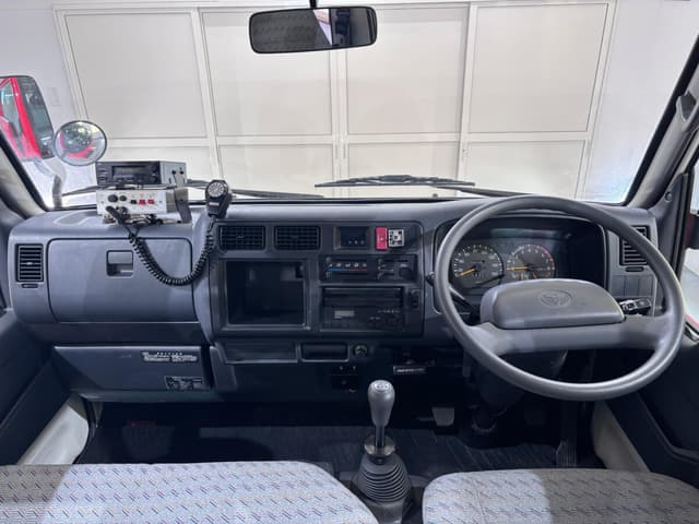2000 Toyota Dyna JDM car for sale — photo 9 of 25