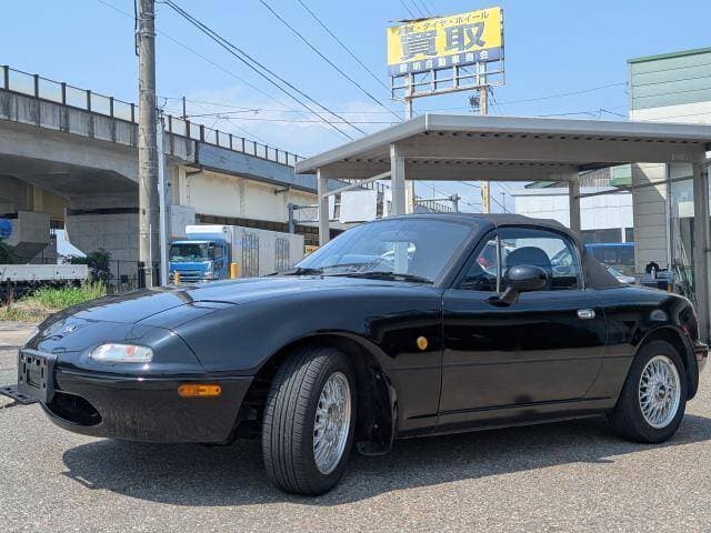 1994 Mazda Roadster (Eunos Roadster / MX-5) JDM car for sale — photo 11 of 20