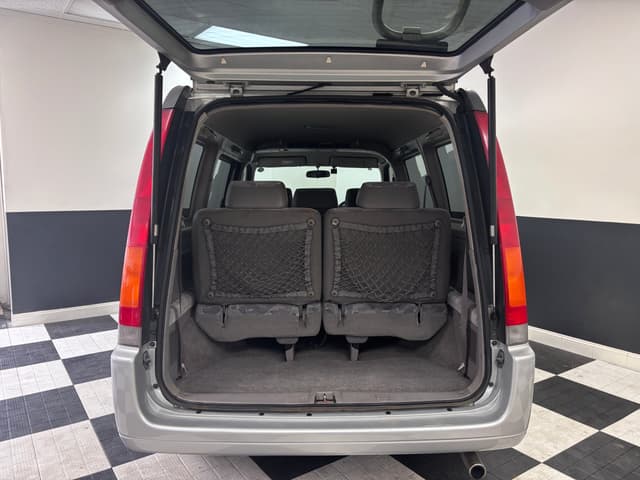 1999 Honda Stepwagon JDM car for sale — photo 14 of 25