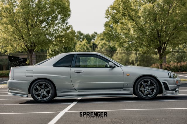 1998 Nissan Skyline JDM car for sale — photo 4 of 25