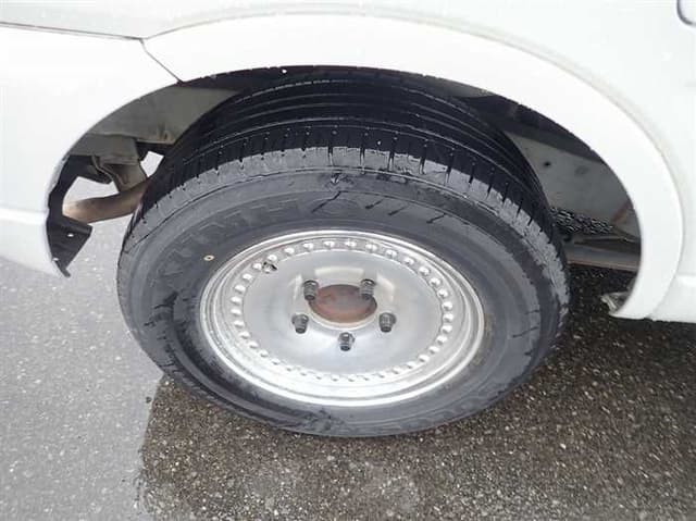 2000 Suzuki Jimny JDM car for sale — photo 10 of 21