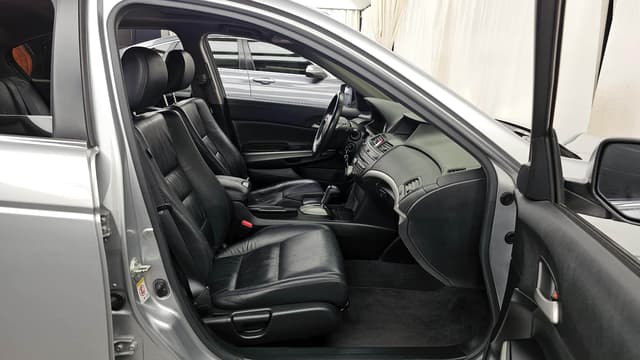 2008 Honda Accord JDM car for sale — photo 11 of 20