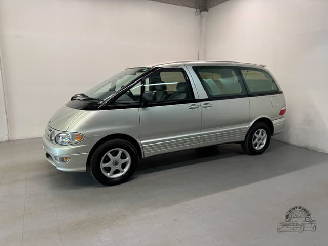 1999 Toyota Estima JDM car for sale — photo 9 of 10