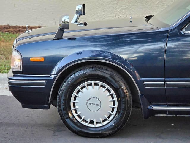 1999 Nissan Cedric JDM car for sale — photo 11 of 25