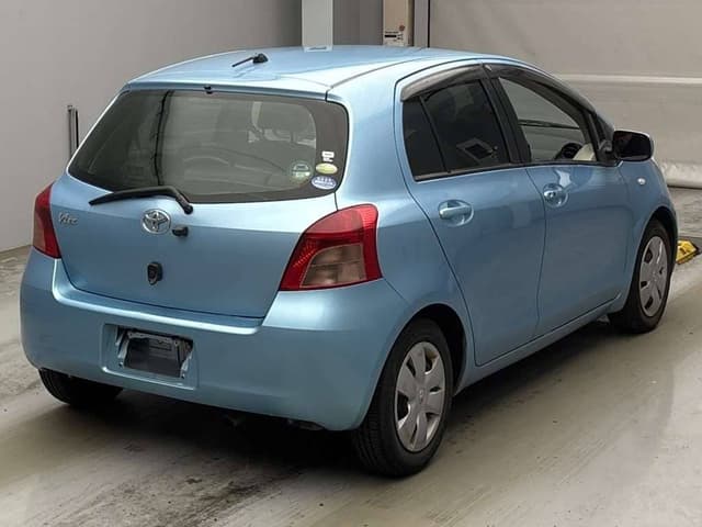2007 Toyota Vitz JDM car for sale — photo 2 of 2
