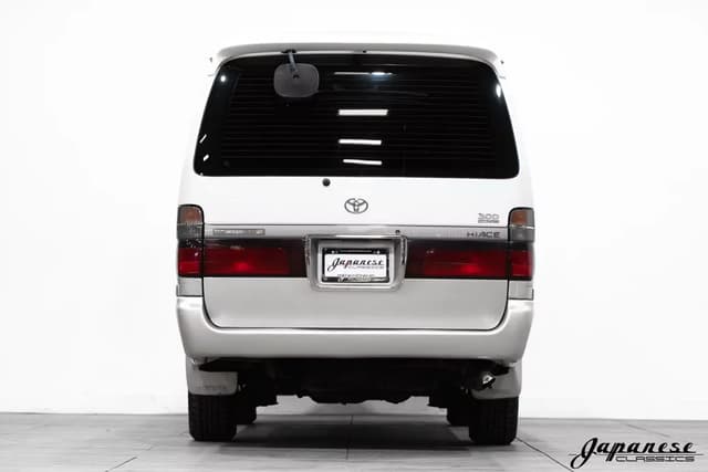 1997 Toyota HiAce JDM car for sale — photo 7 of 25