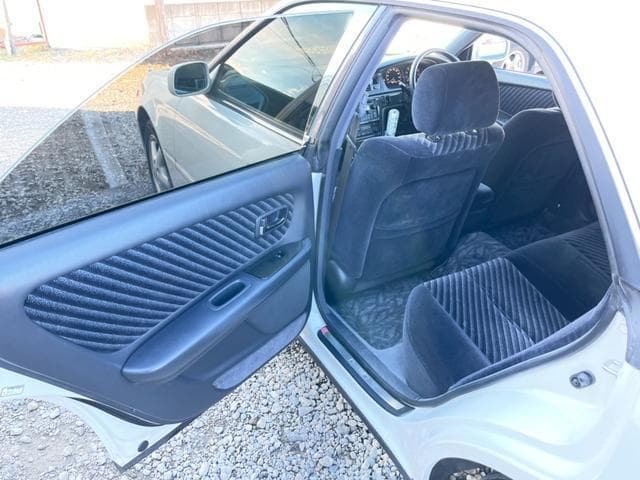 1998 Toyota Mark II JDM car for sale — photo 18 of 25