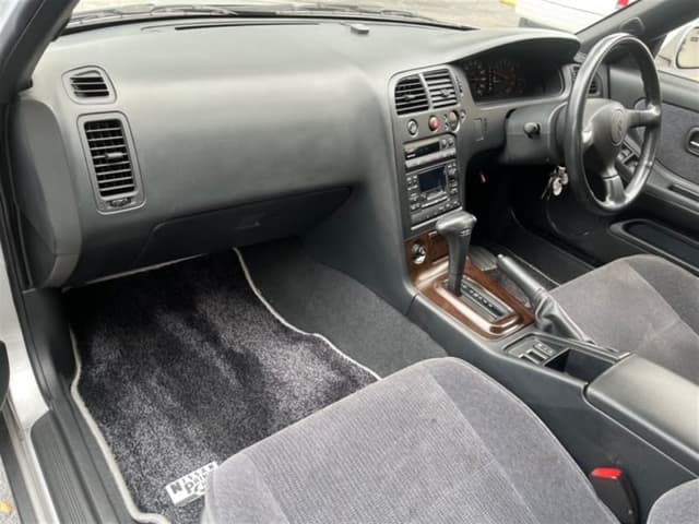 1994 Nissan Skyline JDM car for sale — photo 13 of 16