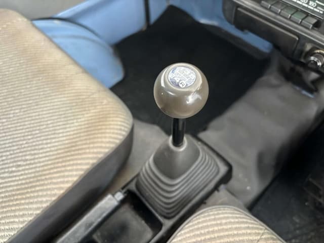 1993 Daihatsu Hijet JDM car for sale — photo 10 of 10
