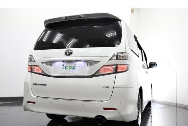 2010 Toyota Vellfire JDM car for sale — photo 11 of 25