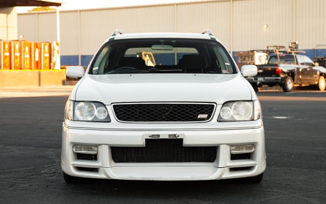 1998 Nissan Stagea JDM car for sale — photo 2 of 5
