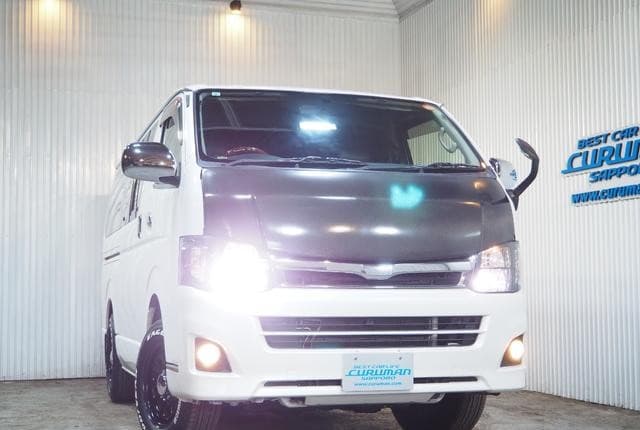 2010 Toyota HiAce JDM car for sale — photo 5 of 25