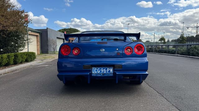 1998 Nissan Skyline JDM car for sale — photo 6 of 11