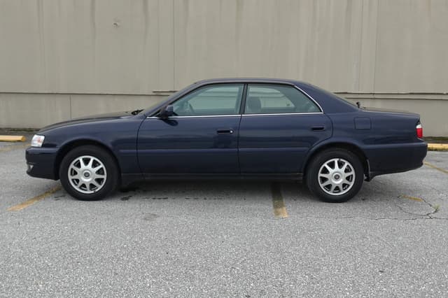 1999 Toyota Chaser JDM car for sale — photo 9 of 17