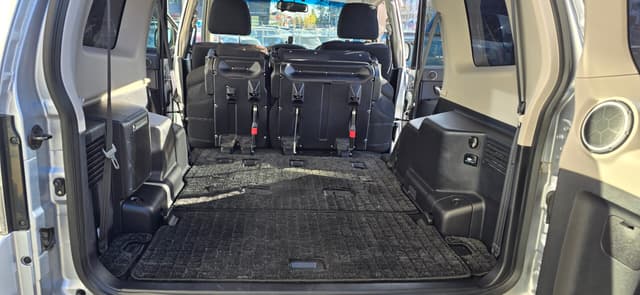 2006 Mitsubishi Pajero JDM car for sale — photo 9 of 12