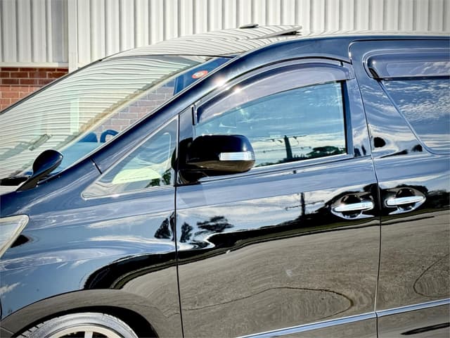 2012 Toyota Alphard JDM car for sale — photo 13 of 25