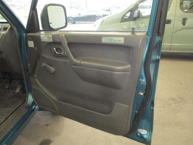 1993 Mitsubishi Pajero JDM car for sale — photo 9 of 15