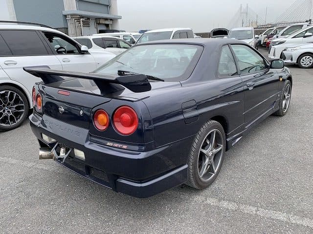 2000 Nissan Skyline JDM car for sale — photo 3 of 12
