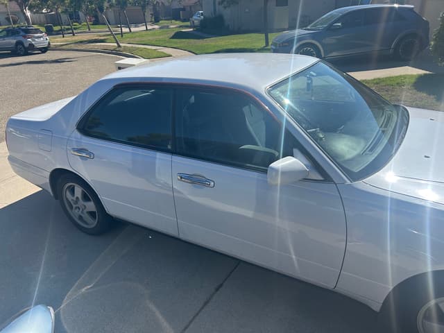 1996 Nissan Gloria JDM car for sale — photo 8 of 8