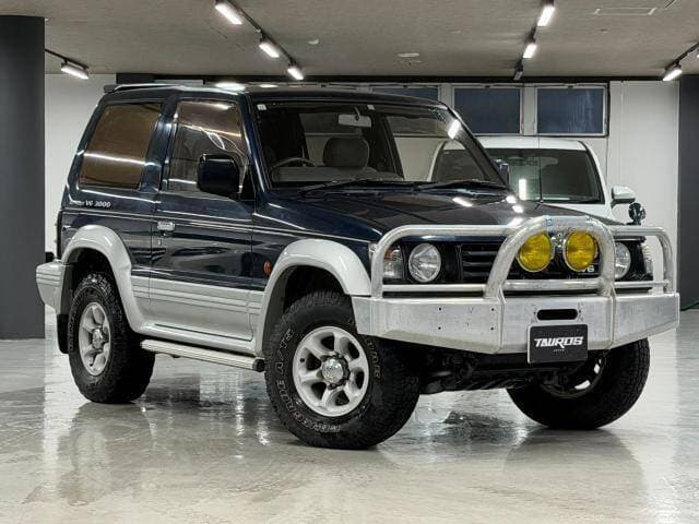 1994 Mitsubishi Pajero JDM car for sale — photo 12 of 20