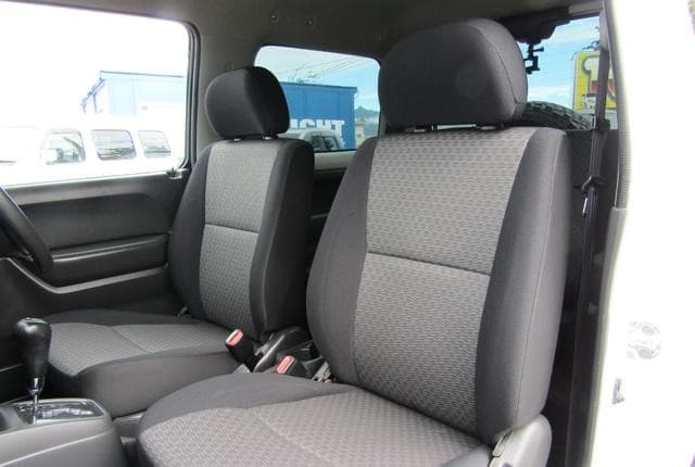 2008 Suzuki Jimny JDM car for sale — photo 7 of 14