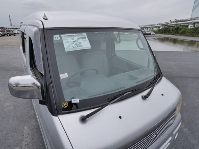 2001 Mitsubishi Town Box JDM car for sale — photo 12 of 25