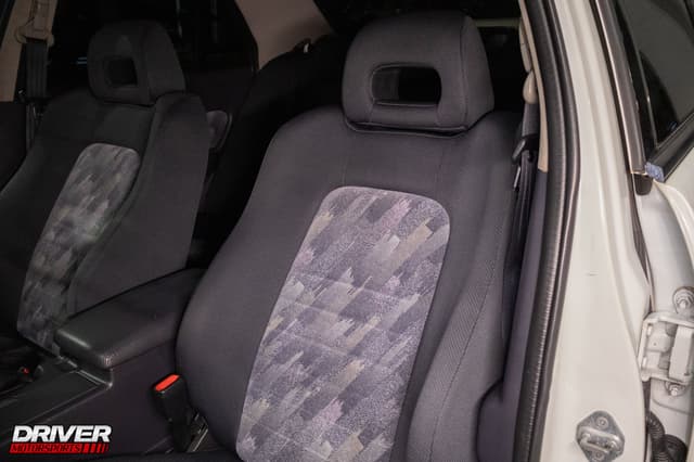 1998 Nissan Skyline JDM car for sale — photo 16 of 24