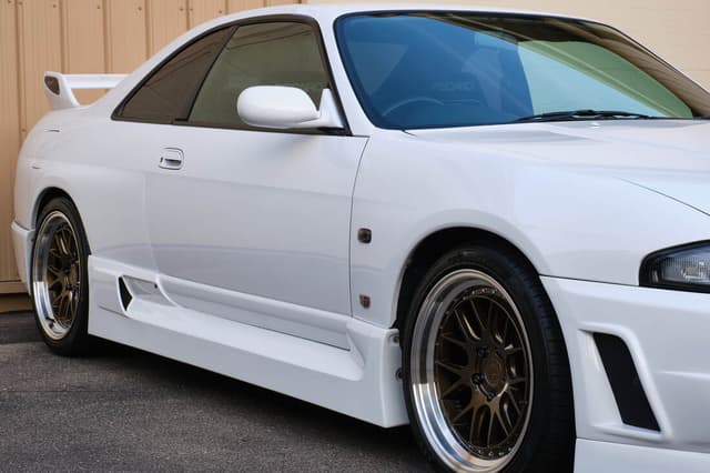 1996 Nissan Skyline JDM car for sale — photo 16 of 25