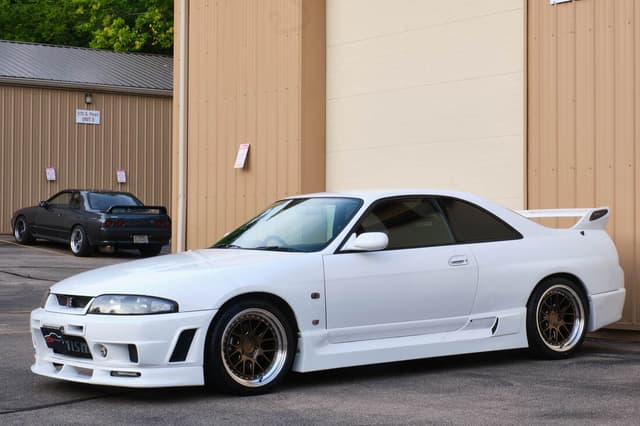1996 Nissan Skyline JDM car for sale — photo 5 of 25
