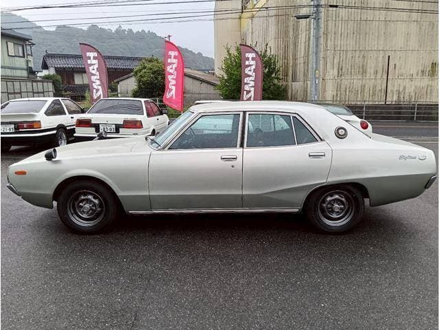 1977 Nissan Skyline JDM car for sale — photo 11 of 20