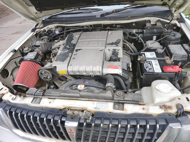 1998 Mitsubishi Challenger JDM car for sale — photo 5 of 8
