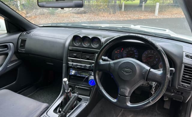1998 Nissan Skyline JDM car for sale — photo 11 of 11