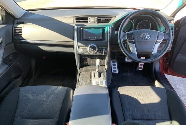 2010 Toyota Mark X JDM car for sale — photo 19 of 25