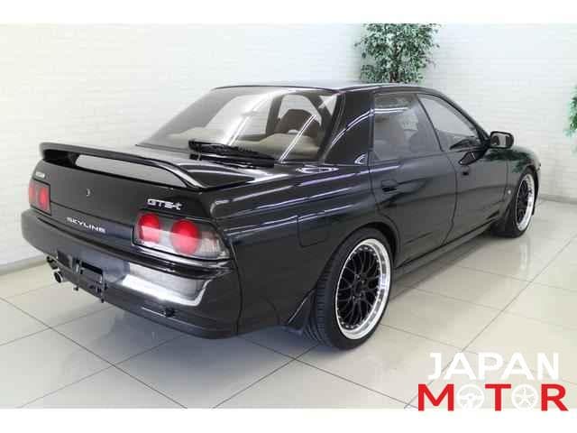 1990 Nissan Skyline JDM car for sale — photo 3 of 10