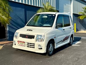 1998 Mitsubishi Toppo Mitsubishi JDM car for sale