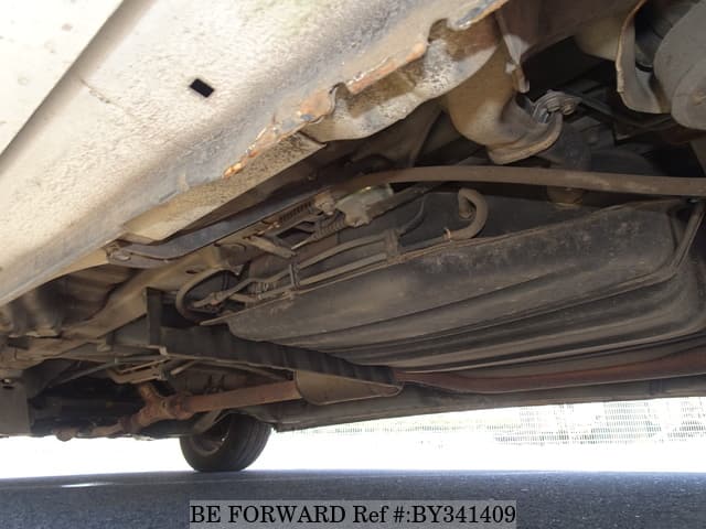 2006 Toyota Alphard JDM car for sale — photo 18 of 25