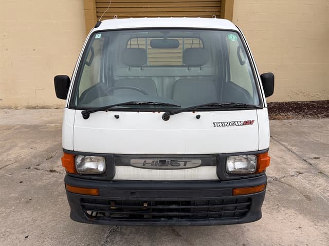 1996 Daihatsu Hijet JDM car for sale — photo 3 of 17