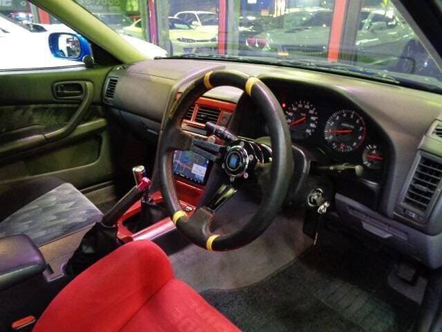1998 Nissan Skyline JDM car for sale — photo 3 of 12